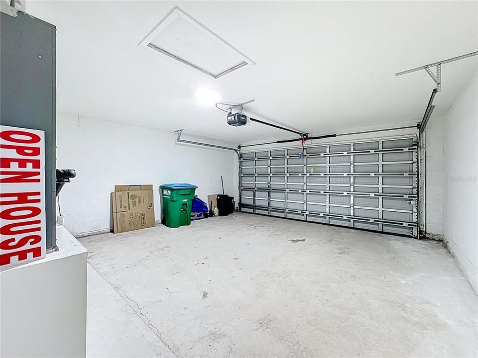 For Sale: $355,000 (4 beds, 2 baths, 1591 Square Feet)