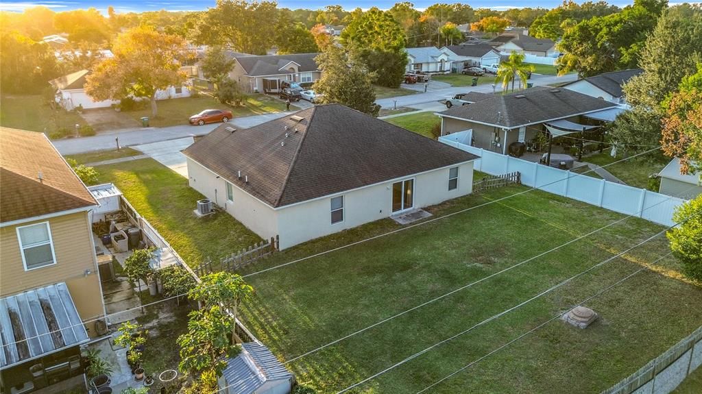 For Sale: $355,000 (4 beds, 2 baths, 1591 Square Feet)