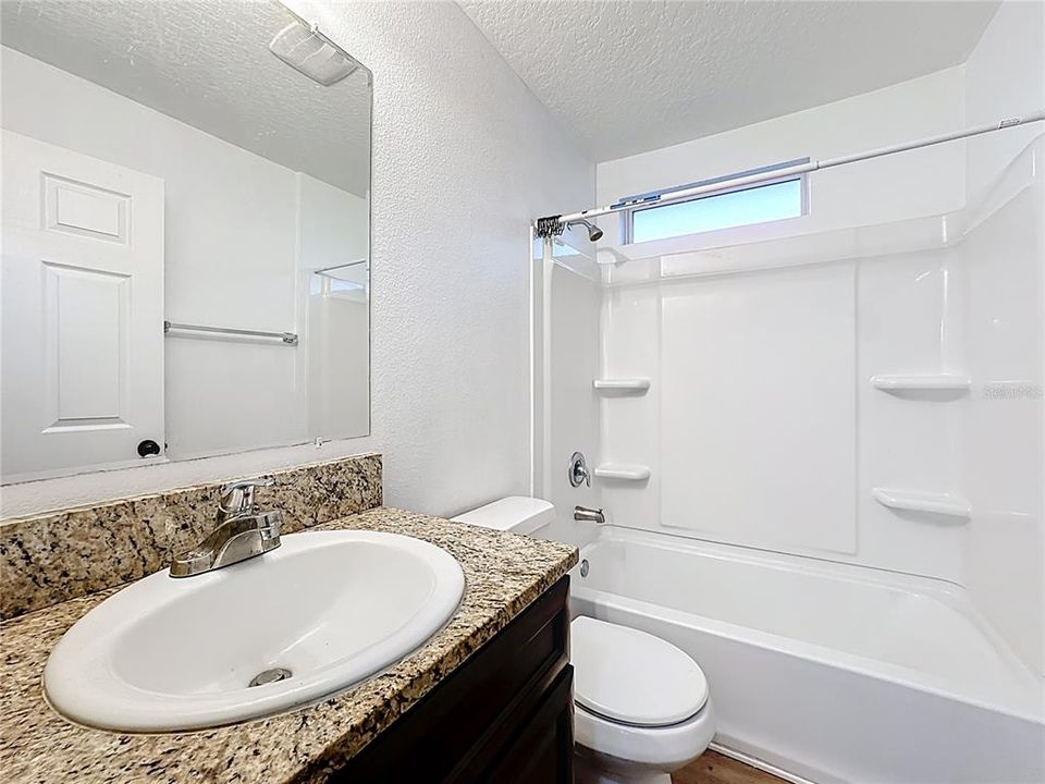 For Sale: $355,000 (4 beds, 2 baths, 1591 Square Feet)