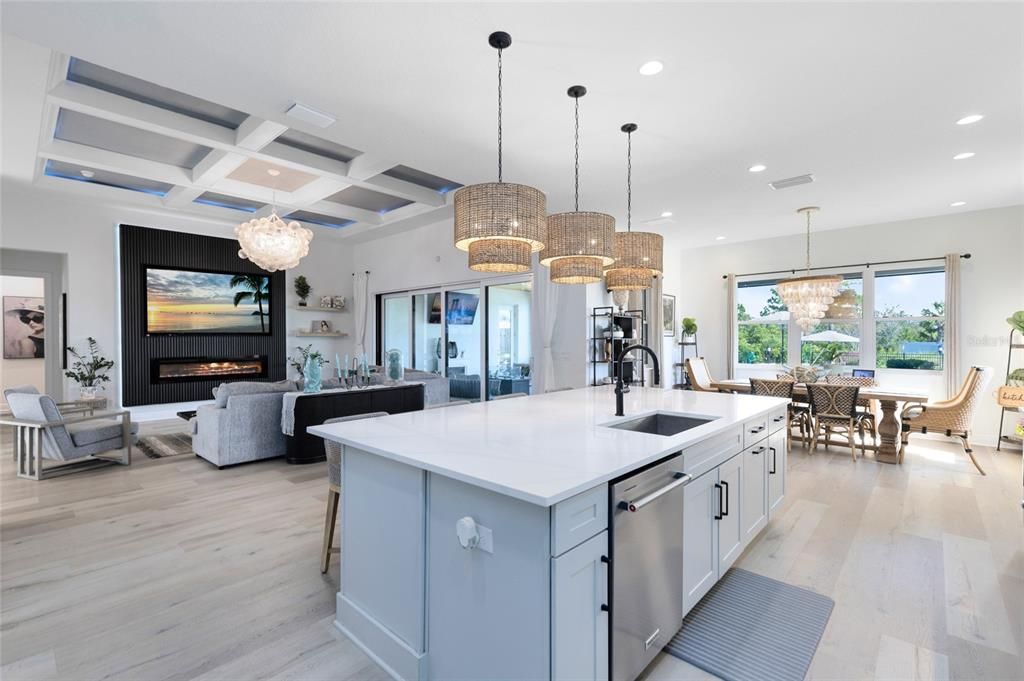 For Rent: $10,000 (4 beds, 4 baths, 4860 Square Feet)