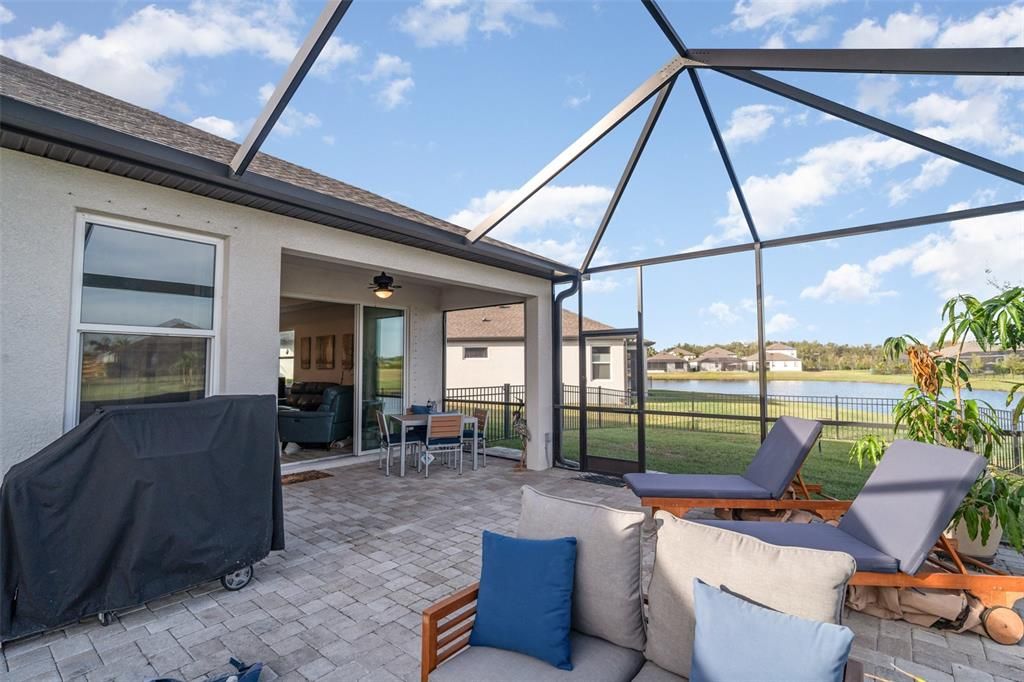 For Sale: $549,900 (4 beds, 3 baths, 2139 Square Feet)