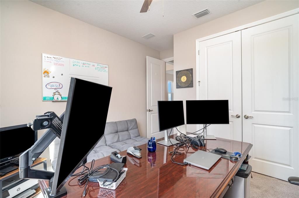 For Sale: $549,900 (4 beds, 3 baths, 2139 Square Feet)