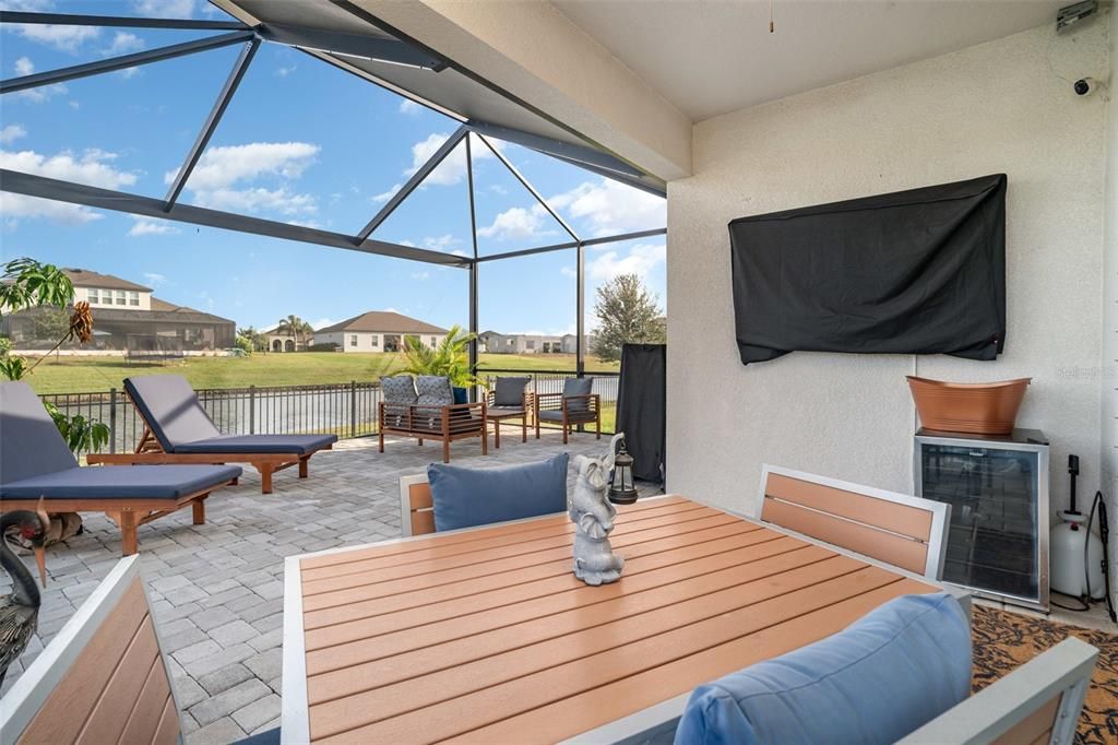 For Sale: $549,900 (4 beds, 3 baths, 2139 Square Feet)