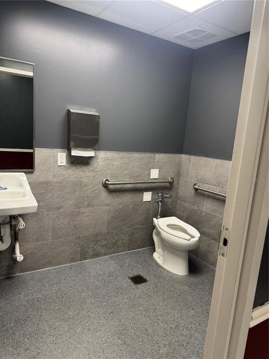 На продажу: $56,000 (0 спален, 0 ванн, 0 Квадратных фут)