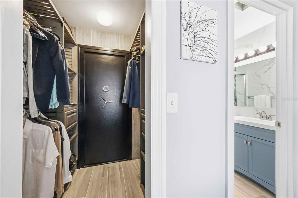 待售: $230,000 (2 贝兹, 2 浴室, 964 平方英尺)