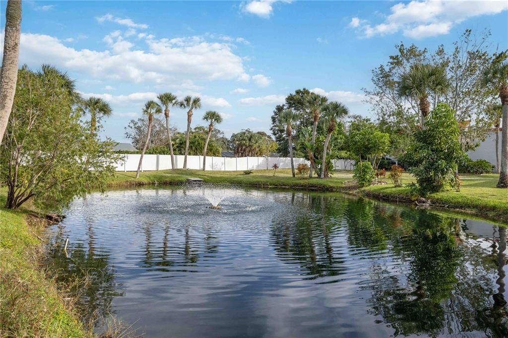 待售: $230,000 (2 贝兹, 2 浴室, 964 平方英尺)