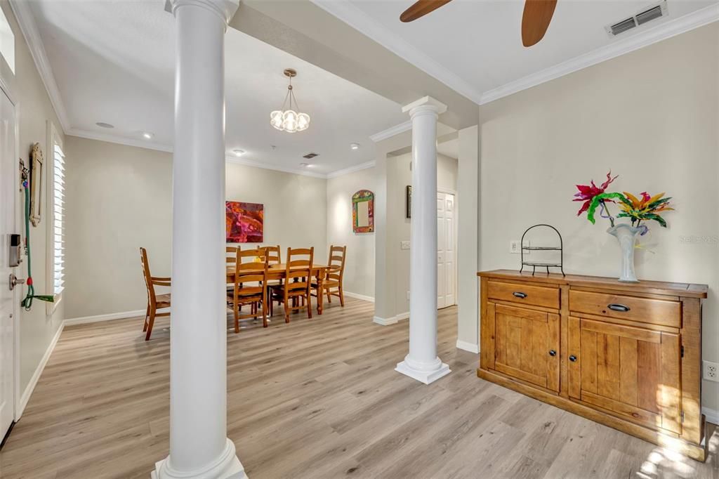 待售: $650,000 (2 贝兹, 2 浴室, 2070 平方英尺)