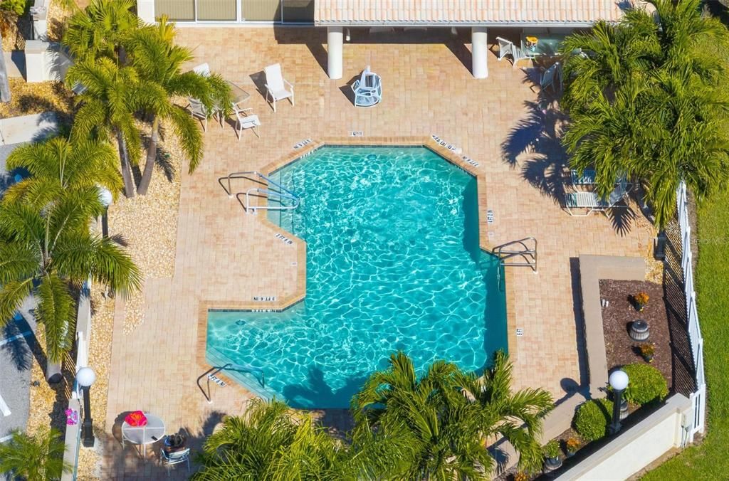 For Sale: $379,000 (2 beds, 2 baths, 1767 Square Feet)