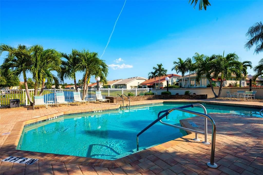 For Sale: $379,000 (2 beds, 2 baths, 1767 Square Feet)