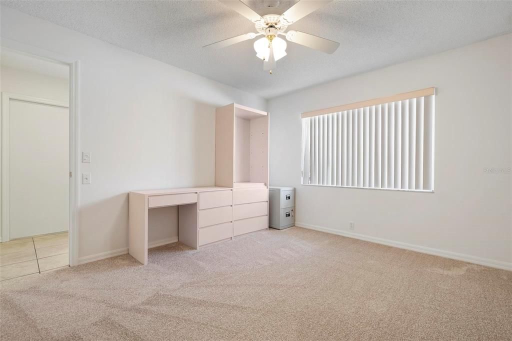 For Sale: $379,000 (2 beds, 2 baths, 1767 Square Feet)