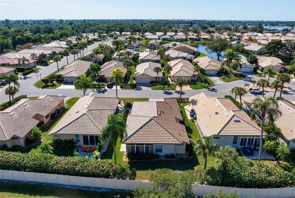 For Sale: $379,000 (2 beds, 2 baths, 1767 Square Feet)