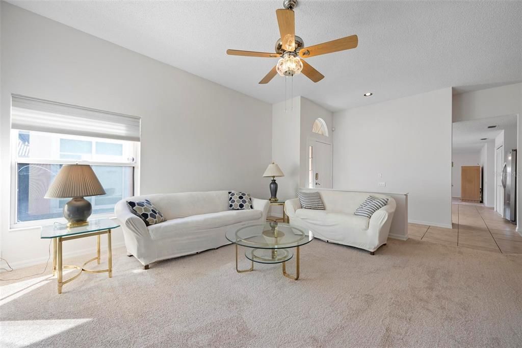 For Sale: $379,000 (2 beds, 2 baths, 1767 Square Feet)