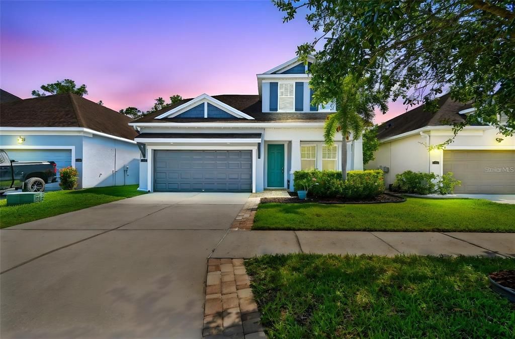 For Sale: $639,000 (4 beds, 3 baths, 2475 Square Feet)