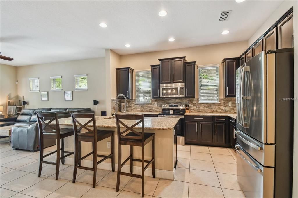 For Sale: $639,000 (4 beds, 3 baths, 2475 Square Feet)