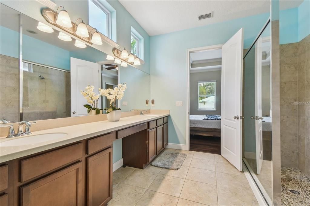 For Sale: $639,000 (4 beds, 3 baths, 2475 Square Feet)