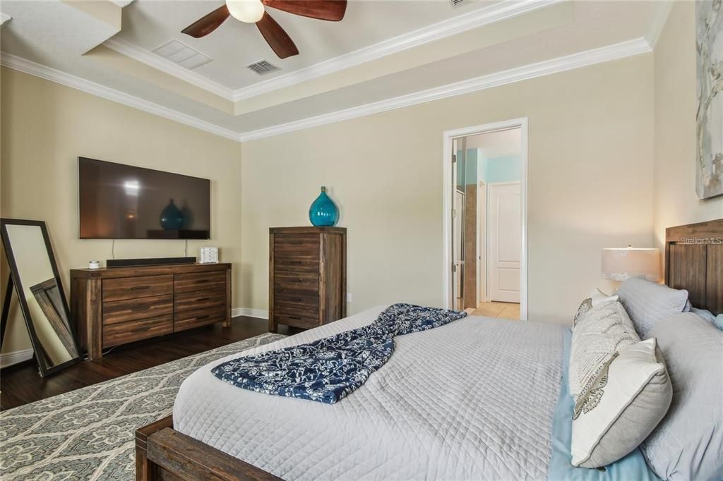 For Sale: $639,000 (4 beds, 3 baths, 2475 Square Feet)