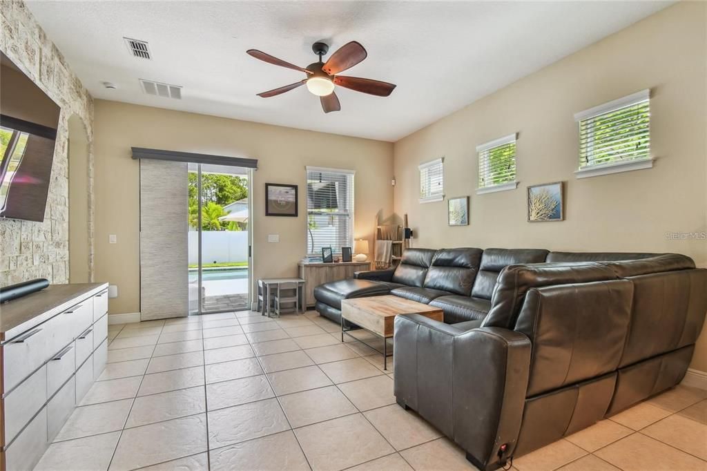 For Sale: $639,000 (4 beds, 3 baths, 2475 Square Feet)