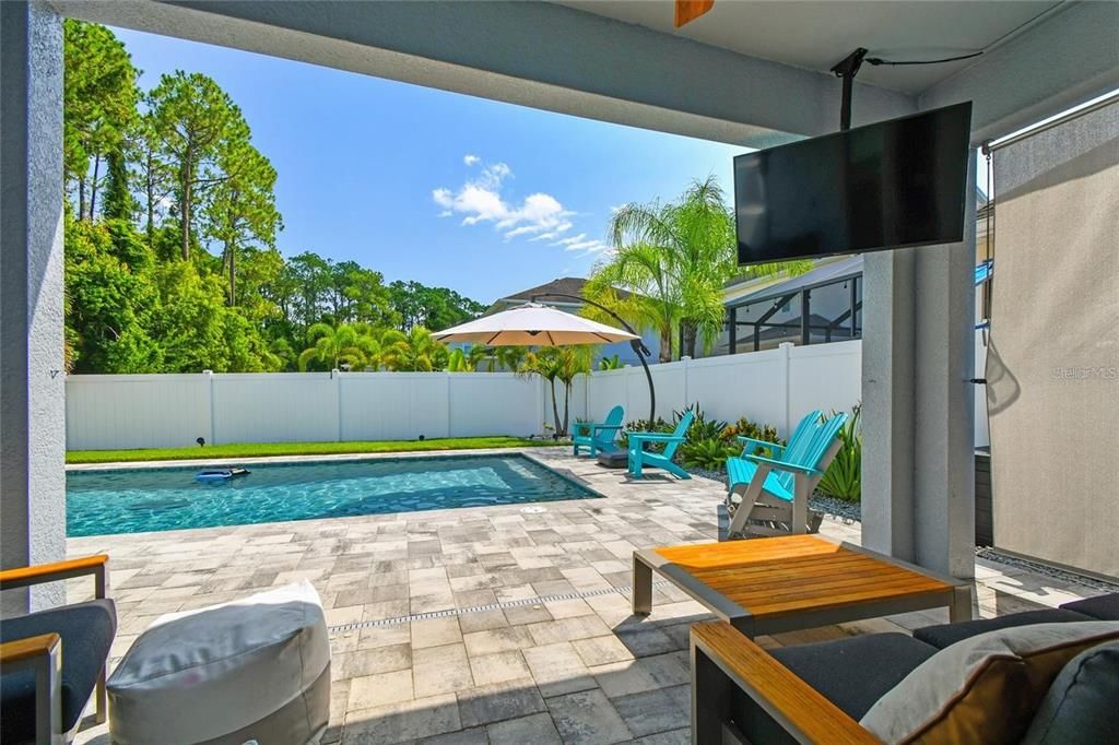 For Sale: $639,000 (4 beds, 3 baths, 2475 Square Feet)