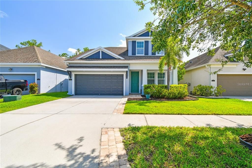 For Sale: $639,000 (4 beds, 3 baths, 2475 Square Feet)