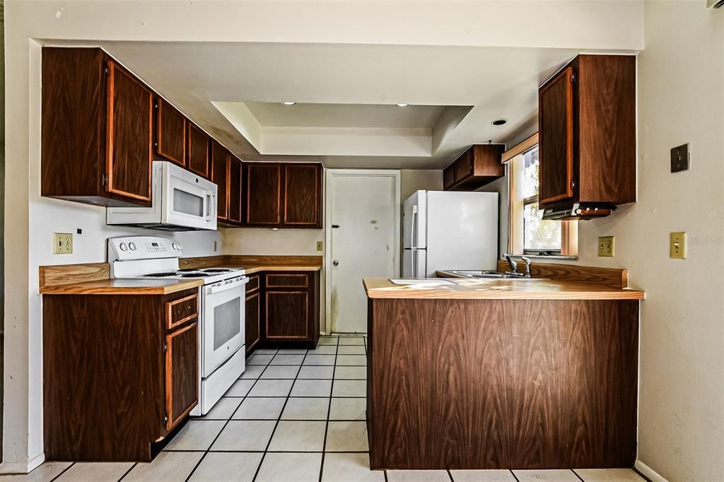 Activo con contrato: $284,900 (2 camas, 2 baños, 1025 Pies cuadrados)