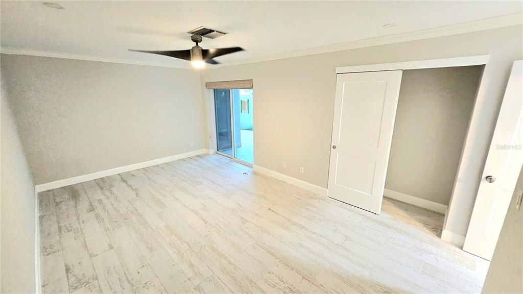 For Sale: $489,999 (2 beds, 2 baths, 1400 Square Feet)