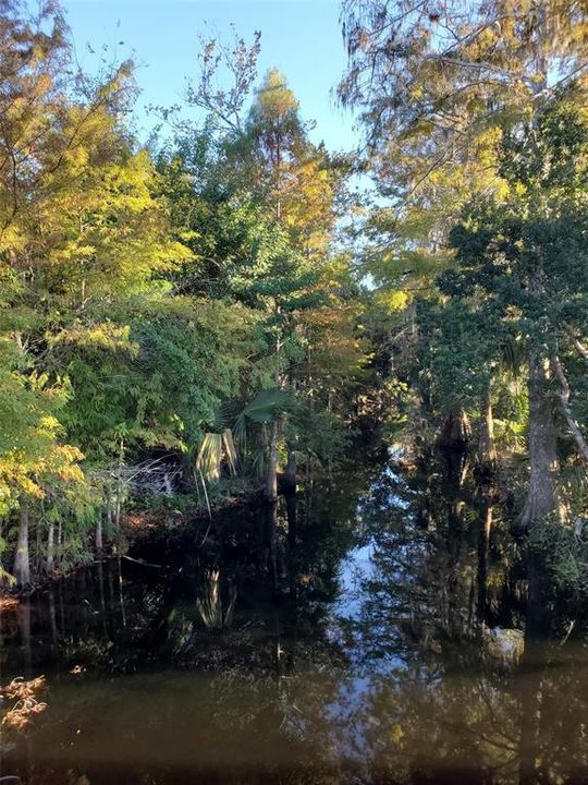 待售: $219,900 (0.58 acres)