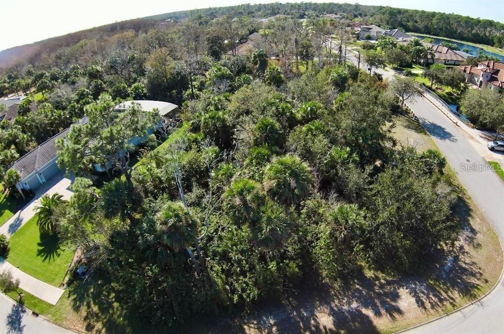 待售: $219,900 (0.58 acres)