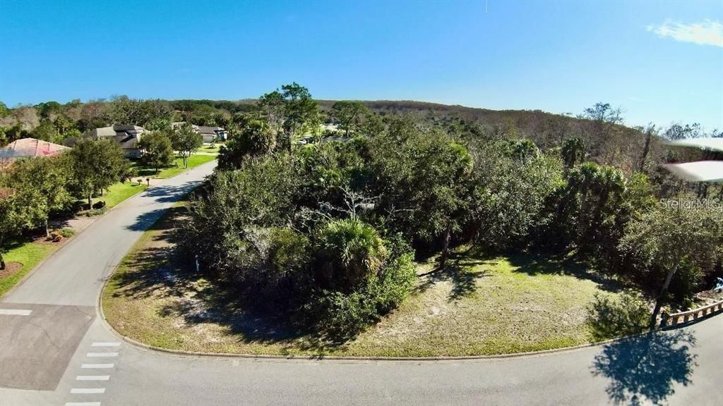 待售: $219,900 (0.58 acres)