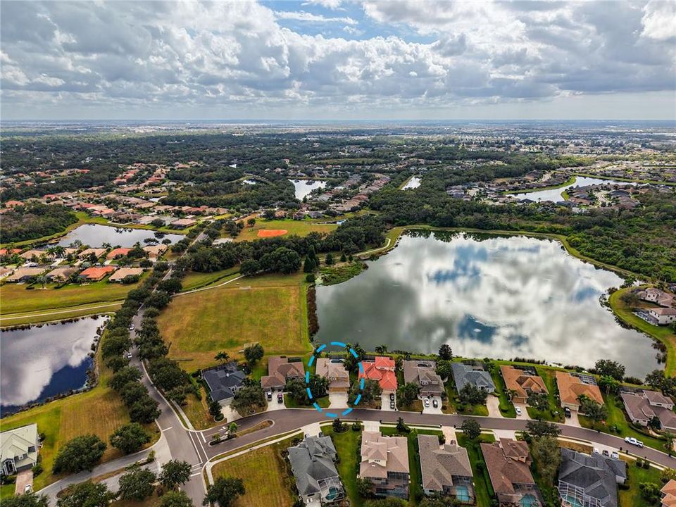 For Rent: $3,900 (5 beds, 3 baths, 2862 Square Feet)