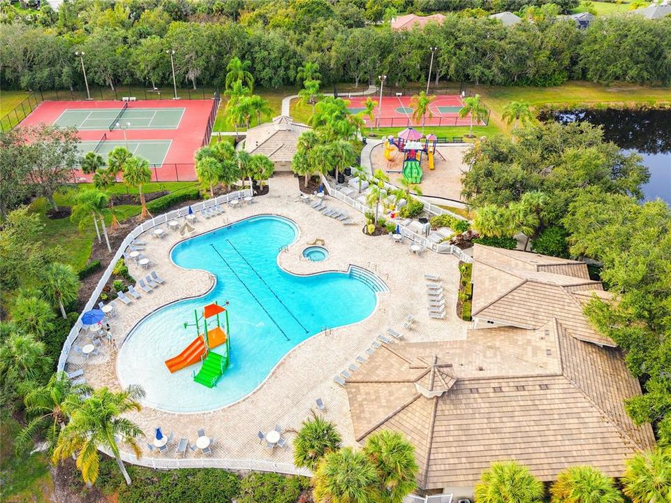 For Rent: $3,900 (5 beds, 3 baths, 2862 Square Feet)