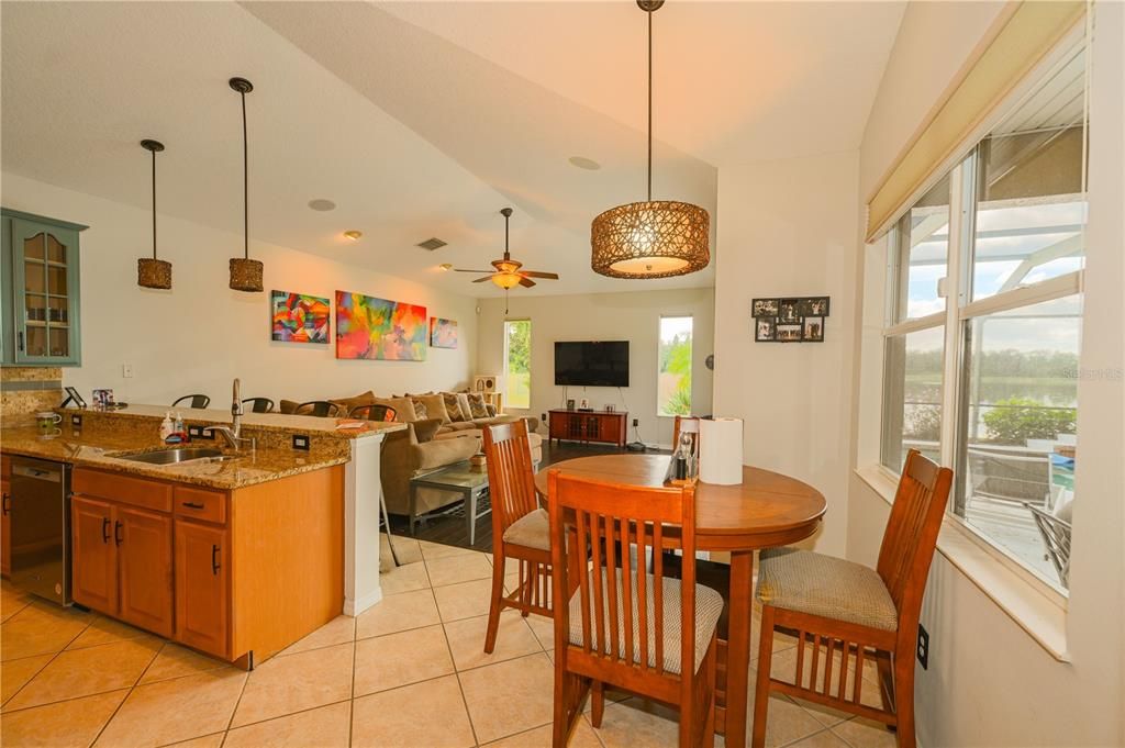 For Rent: $3,900 (5 beds, 3 baths, 2862 Square Feet)