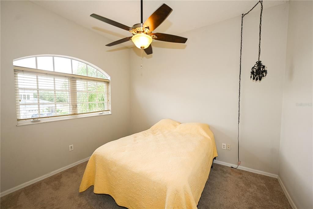 For Rent: $3,900 (5 beds, 3 baths, 2862 Square Feet)