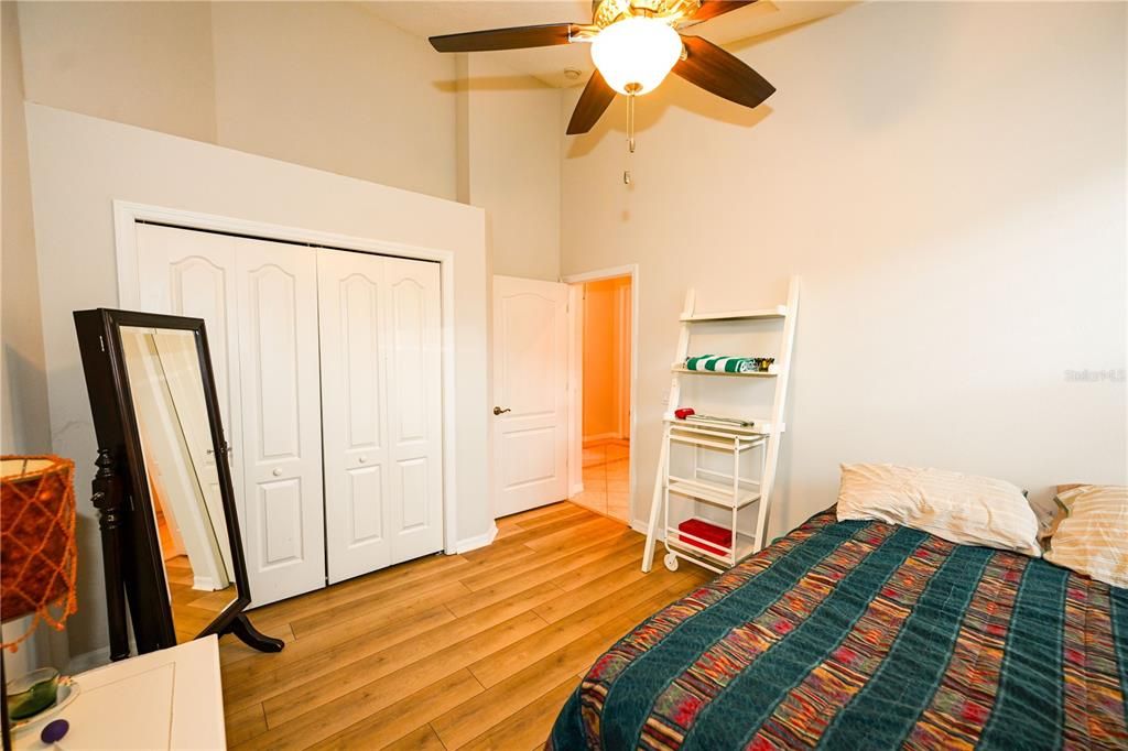 For Rent: $3,900 (5 beds, 3 baths, 2862 Square Feet)