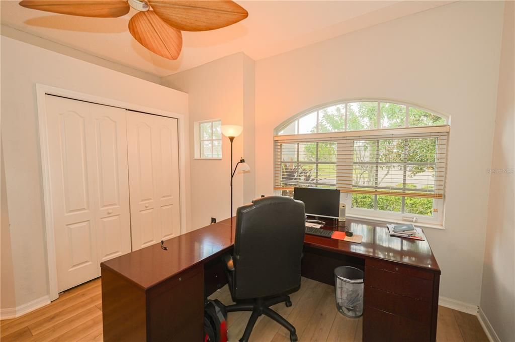 For Rent: $3,900 (5 beds, 3 baths, 2862 Square Feet)