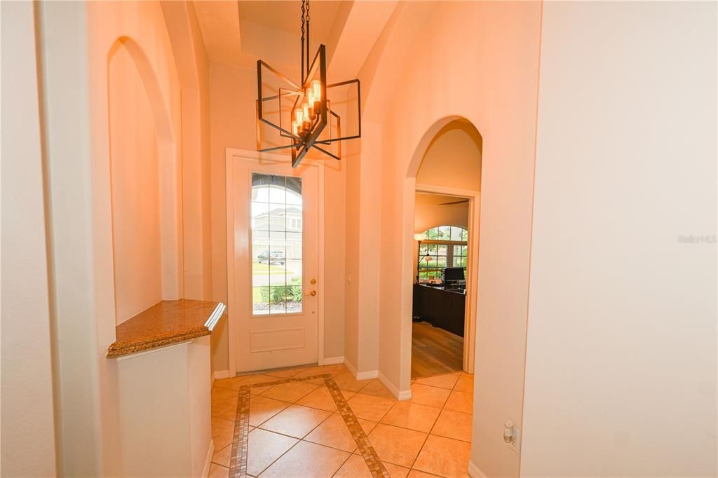 For Rent: $3,900 (5 beds, 3 baths, 2862 Square Feet)