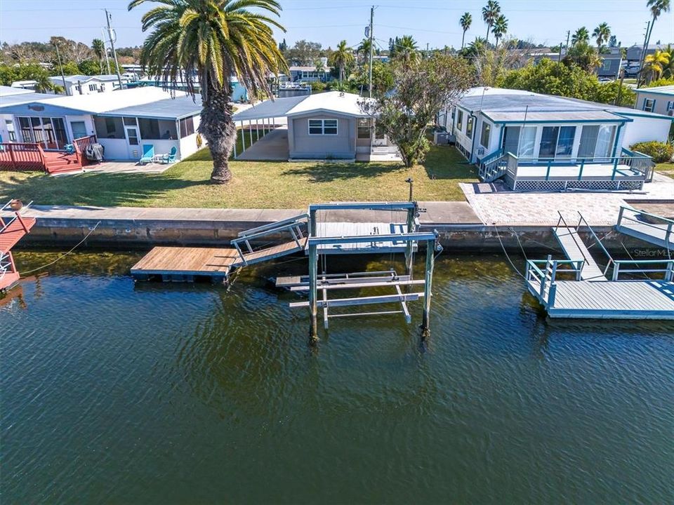 На продажу: $223,000 (2 спален, 1 ванн, 728 Квадратных фут)