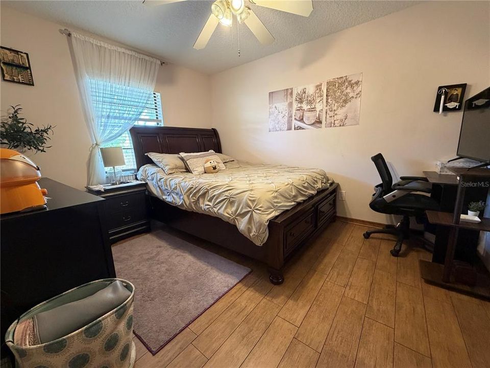 На продажу: $360,000 (3 спален, 2 ванн, 1737 Квадратных фут)