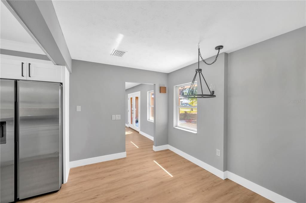 For Sale: $549,000 (4 beds, 2 baths, 2500 Square Feet)