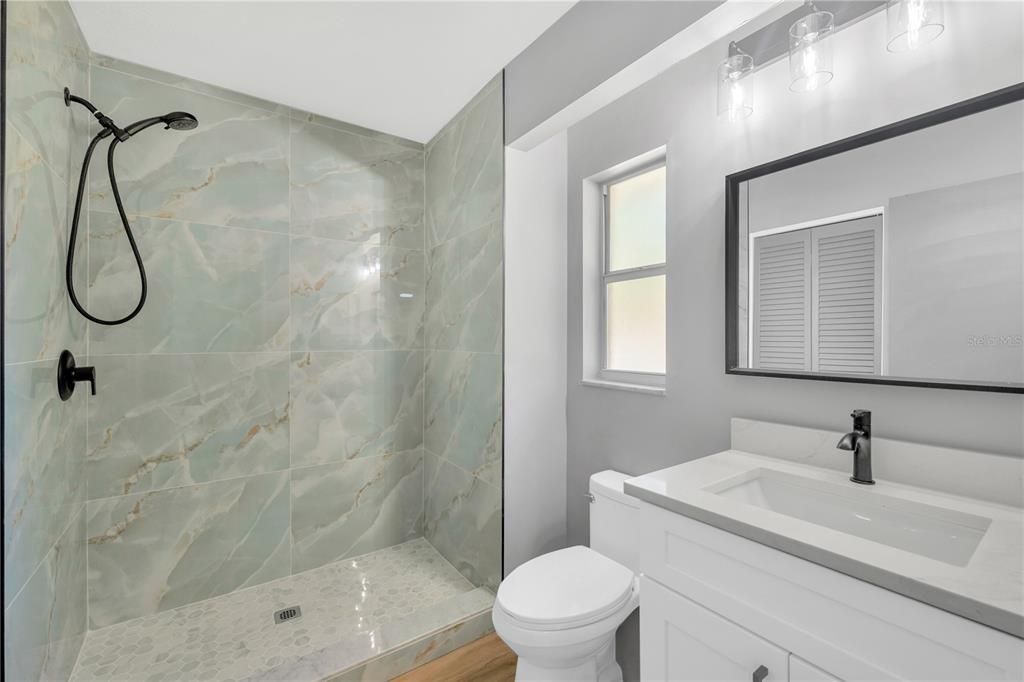 For Sale: $549,000 (4 beds, 2 baths, 2500 Square Feet)