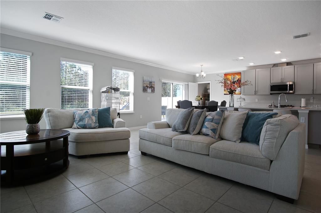 En Renta: $3,800 (5 camas, 3 baños, 3145 Pies cuadrados)