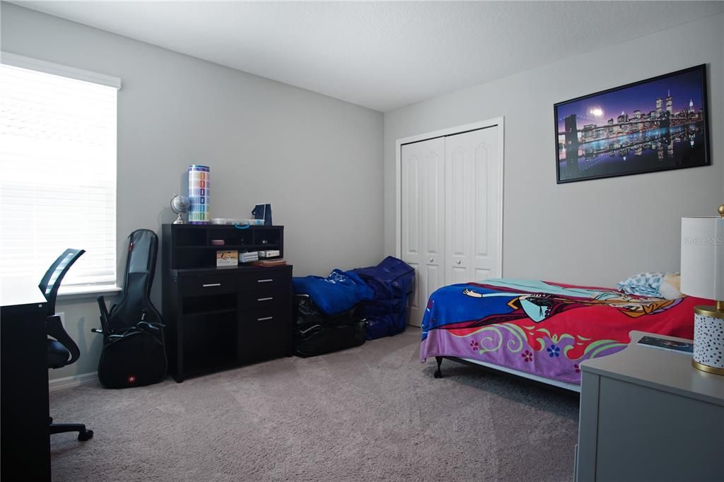 En Renta: $3,800 (5 camas, 3 baños, 3145 Pies cuadrados)