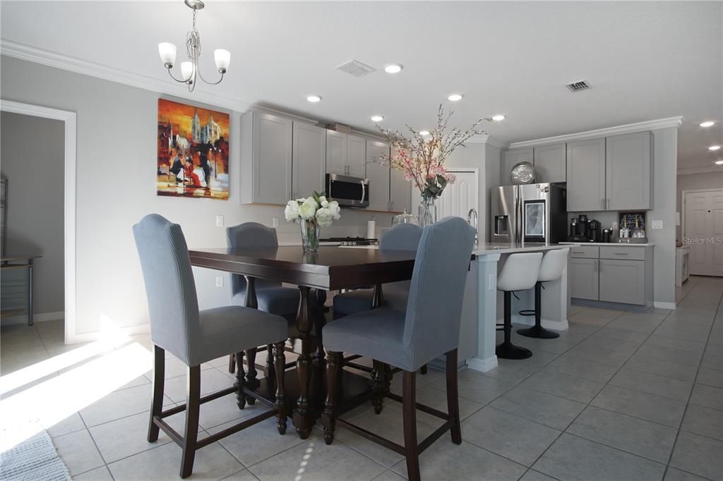 En Renta: $3,800 (5 camas, 3 baños, 3145 Pies cuadrados)