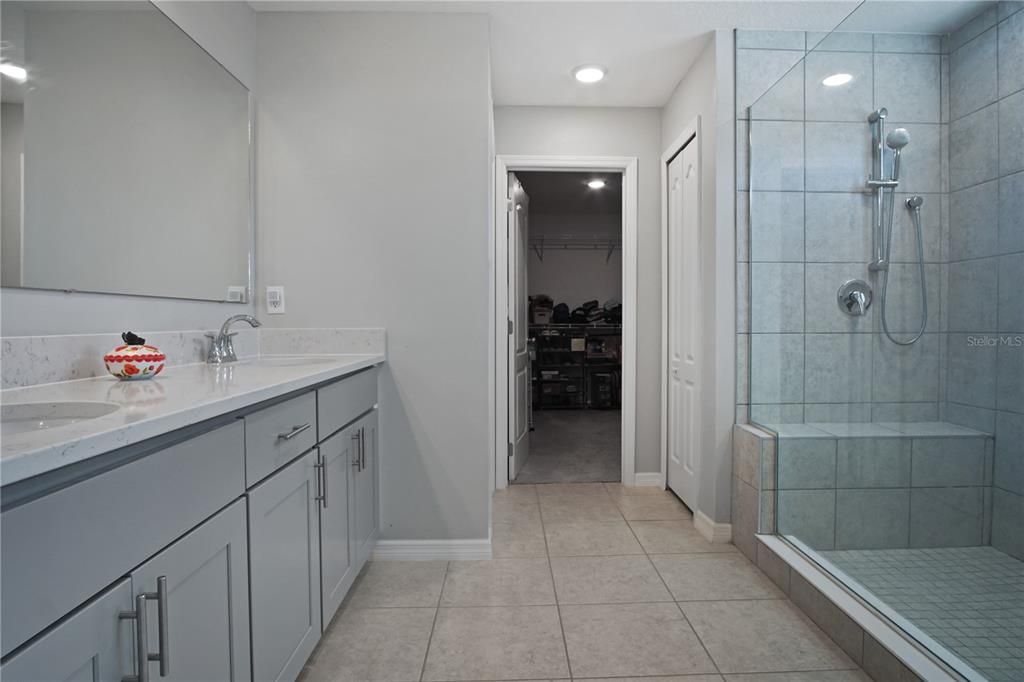 En Renta: $3,800 (5 camas, 3 baños, 3145 Pies cuadrados)