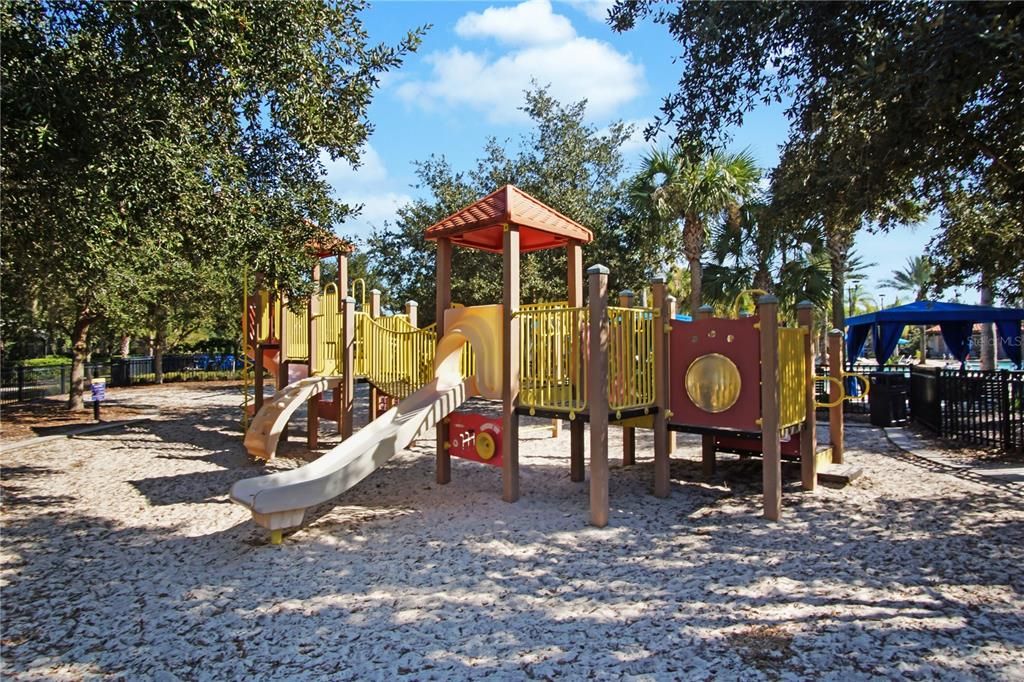 En Renta: $3,800 (5 camas, 3 baños, 3145 Pies cuadrados)