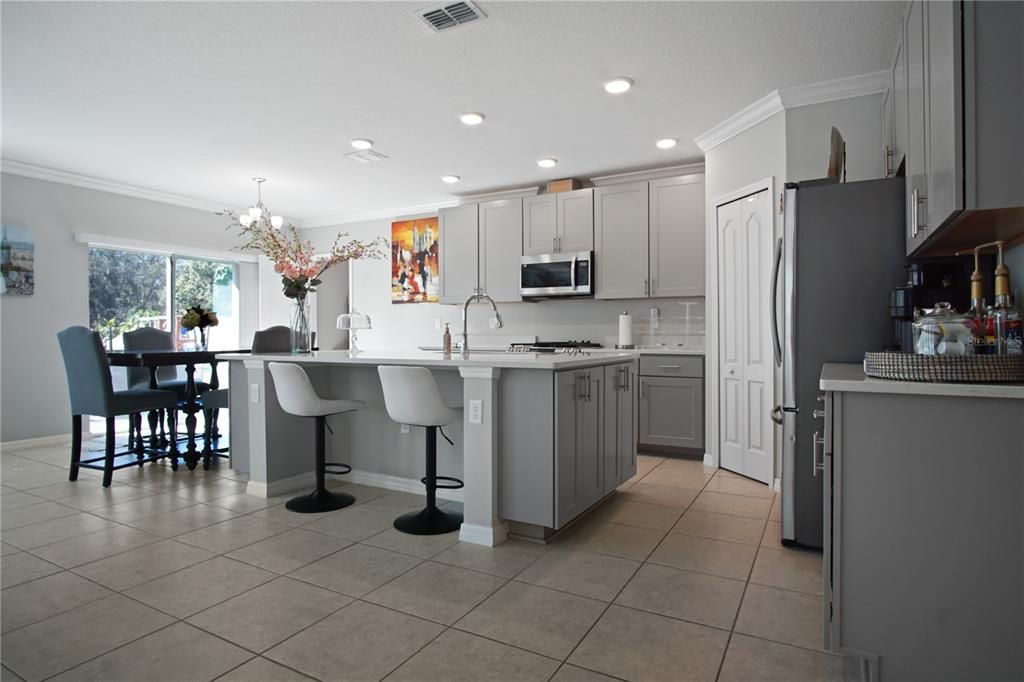 En Renta: $3,800 (5 camas, 3 baños, 3145 Pies cuadrados)