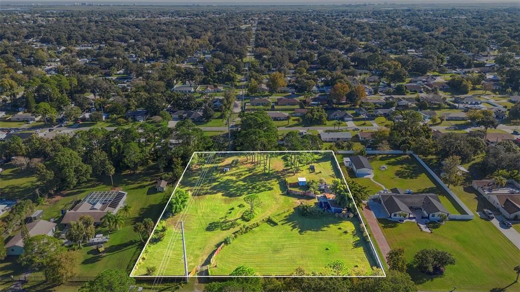 En Venta: $249,900 (2.24 acres)