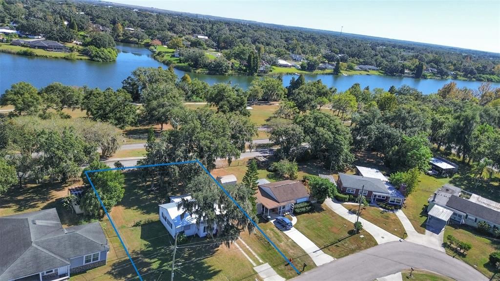 На продажу: $185,000 (3 спален, 1 ванн, 764 Квадратных фут)