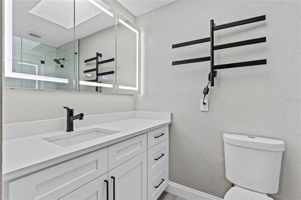 En Venta: $809,999 (3 camas, 2 baños, 1422 Pies cuadrados)