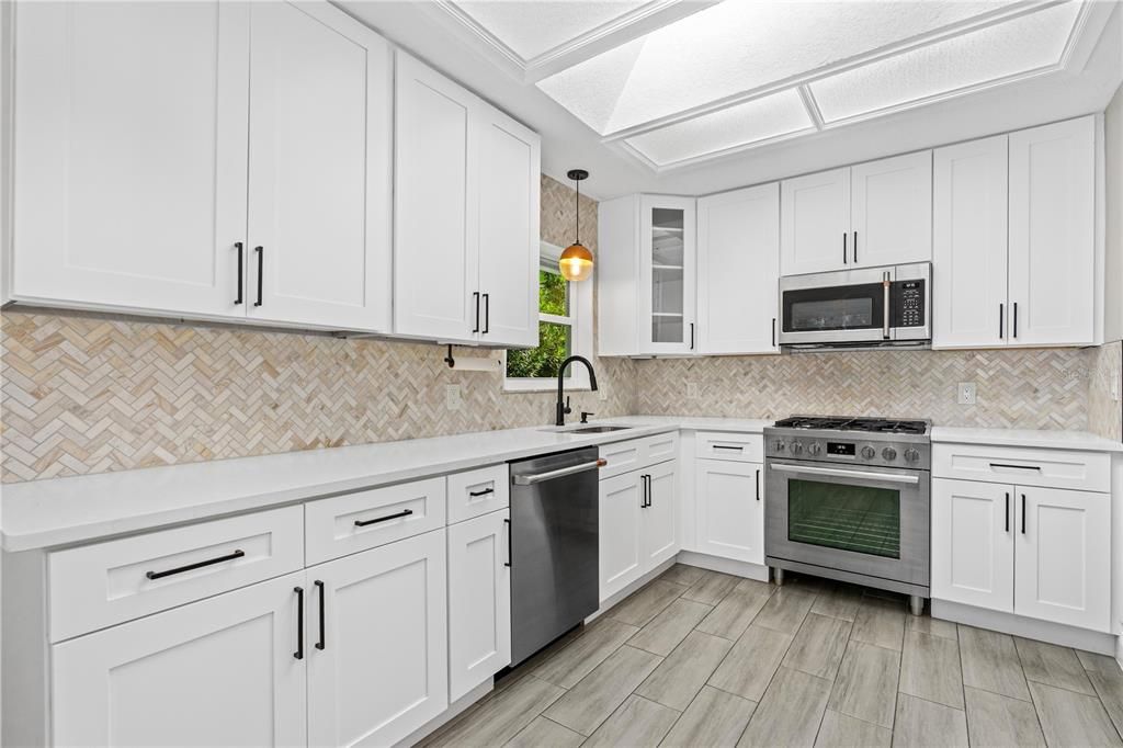 En Venta: $809,999 (3 camas, 2 baños, 1422 Pies cuadrados)