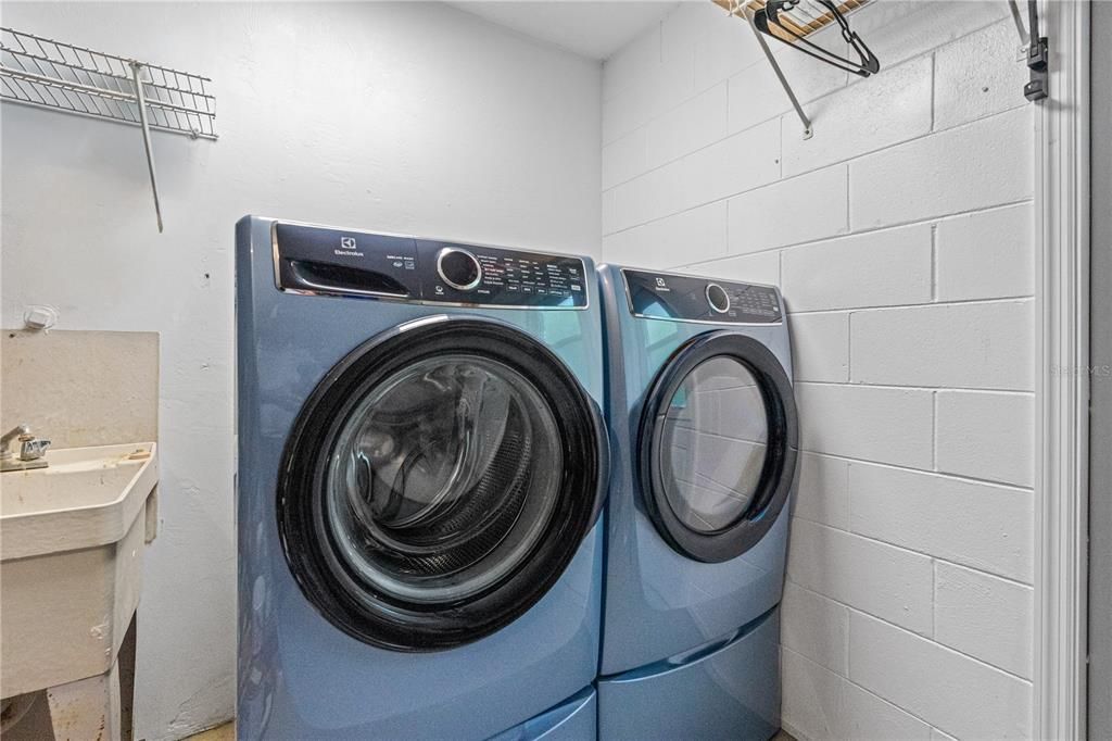 En Venta: $809,999 (3 camas, 2 baños, 1422 Pies cuadrados)